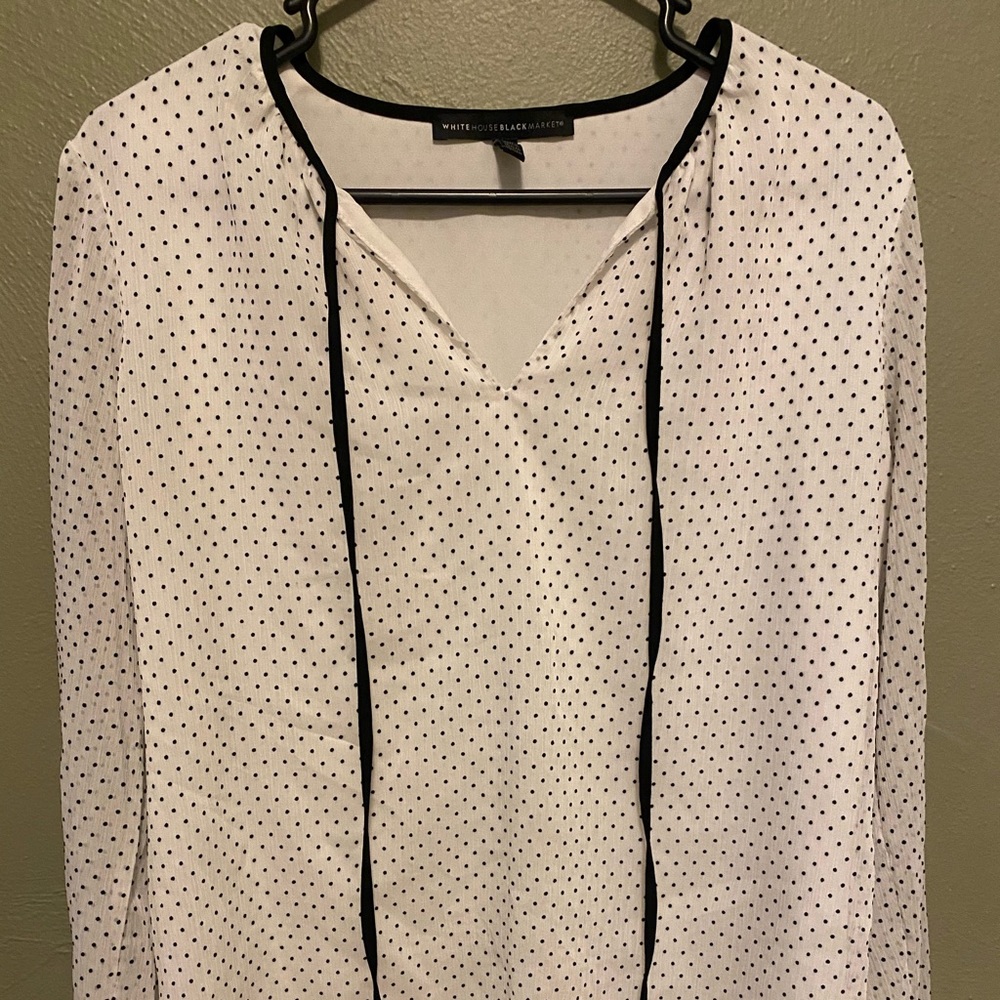 White House Black Market Blouse 👚